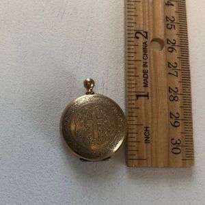 Antique vintage Victorian gold locket pendant